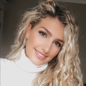 Meet your Posher, Victoria